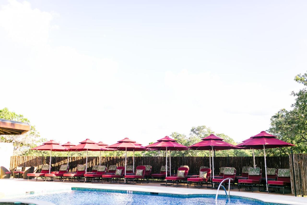 Camp Lucy Hotel Dripping Springs Exterior photo